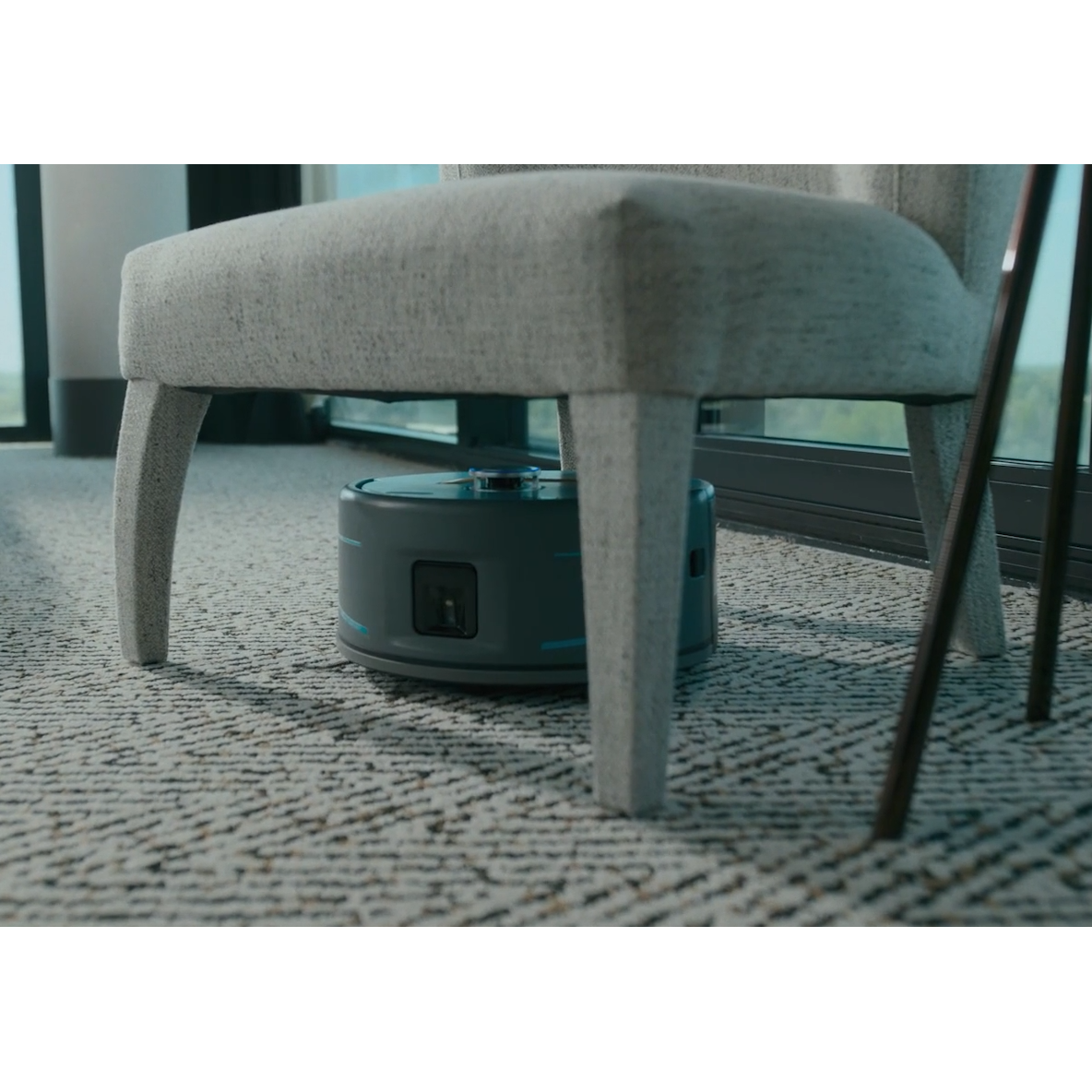 Co-Botic 1900 Autonomous Commercial Vacuum Robot