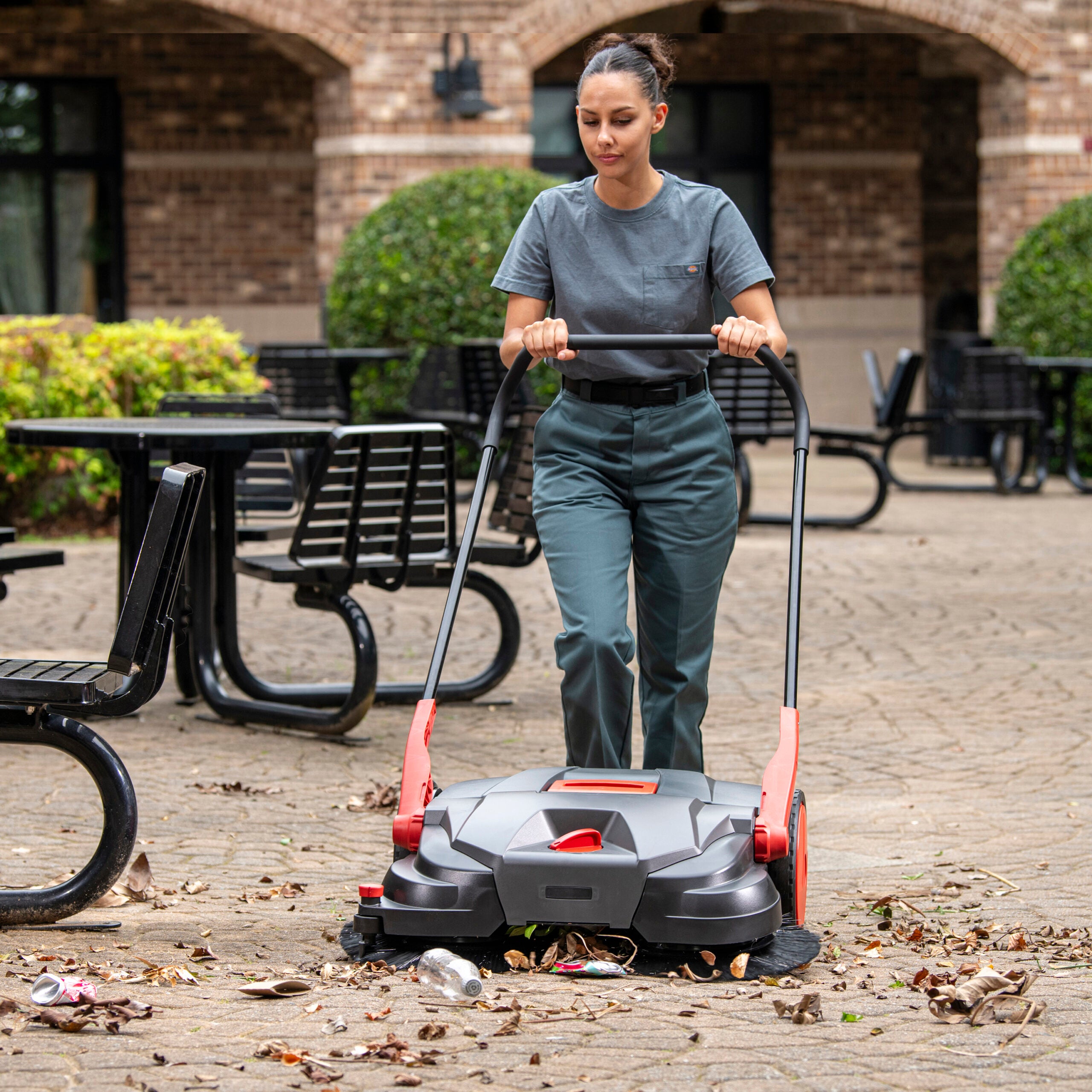 Bissell Commercial BG477B 31-Inch Wide Area Manual Sweeper